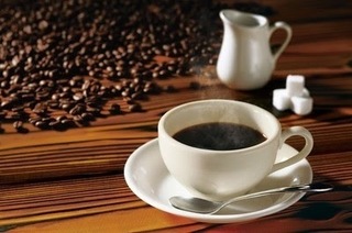 コーヒーセットとコーヒー豆の画像.jpg