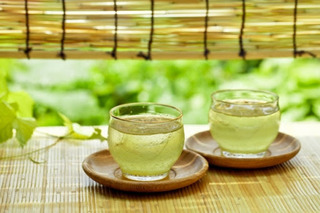 緑茶の画像.jpg